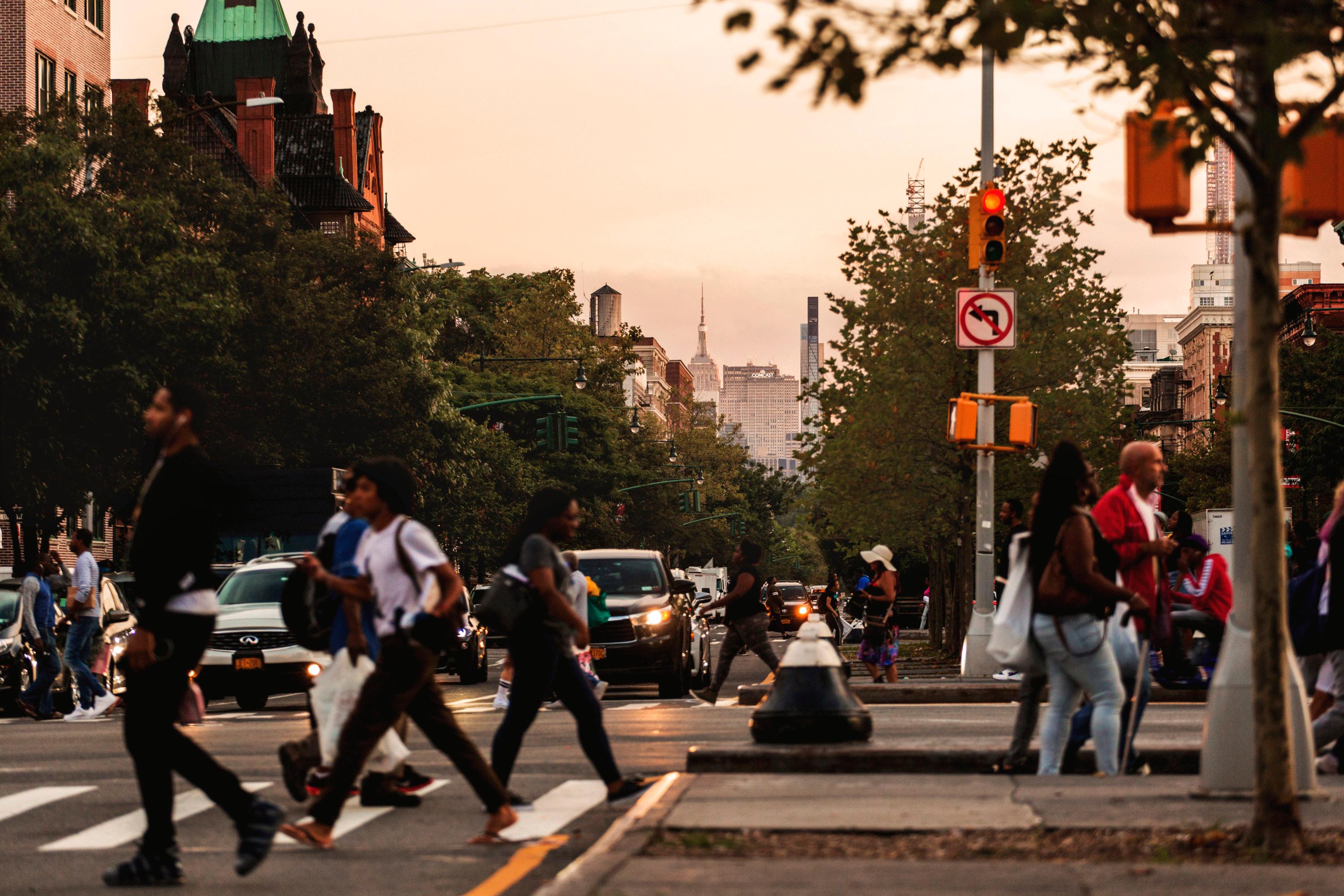 people cross the street, Harlem, Manhattan